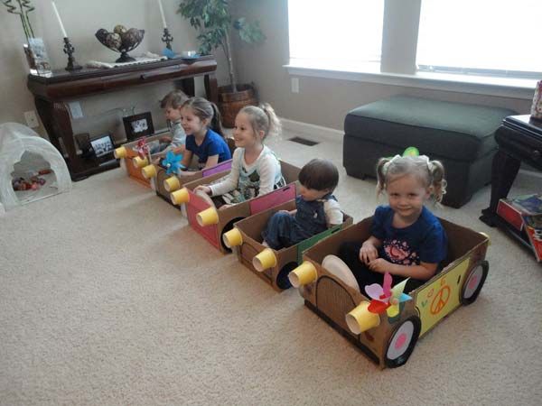 Xây dựng thiên đường đồ chơi cho trẻ bằng thùng carton